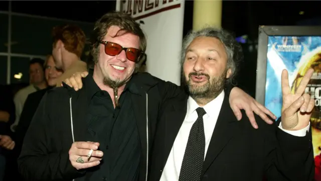 Стас Намин (справа) с Борисом Гребенщиковым в 2003 году