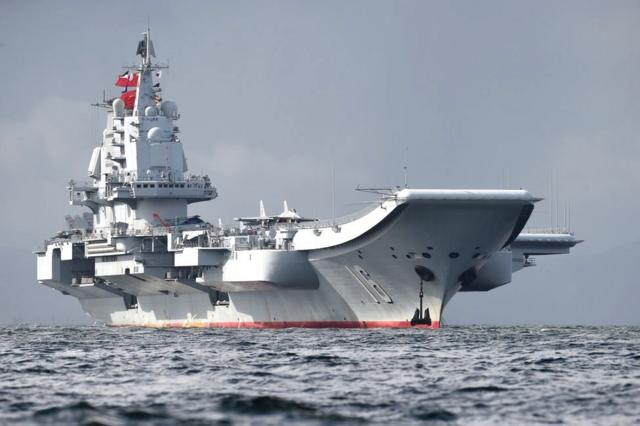 中国航空母舰“辽宁号”