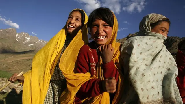 که څه هم حکومت وايي چې د پامير له اوسېدونکو سره مرسته او همکاري خو کابل ته د راغلي پلاوي غړي وايي چې د دوی ستونزې جدي دي او بېړنيو ګامونو ته اړتيا لري.