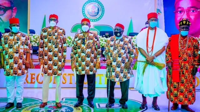 Onyeisiala Buhari na ụfọdụ ndị ndu ala Igbo