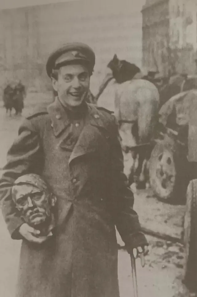 సోవియట్ సైనికుడు