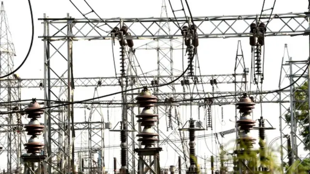 પાવર પ્લાન્ટની તસવીર