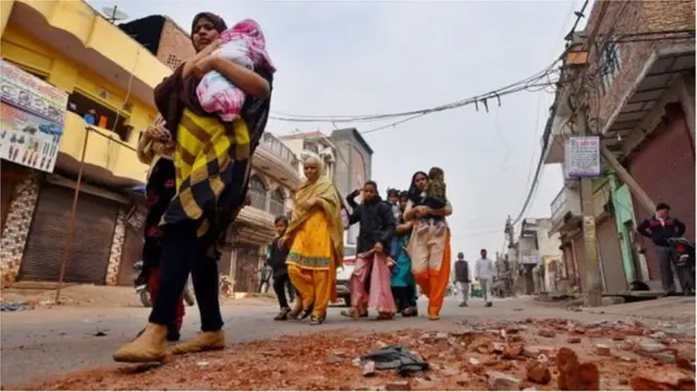 दिल्ली दंगल