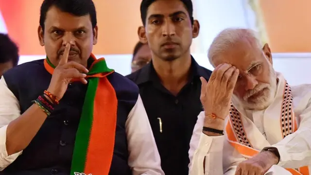 மகாராஷ்டிரா அரசியலில் திடீர் திருப்பம்: பாஜகவின் பட்னாவிஸ் முதல்வராக பதவியேற்பு