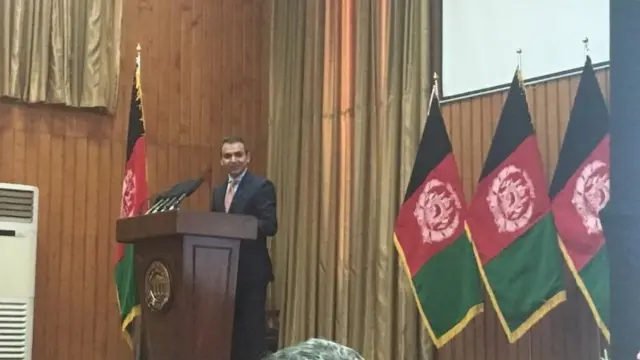 ښاغلي نادري، له لوستو ځوانانو وغوښتل د ګومارنې بهیر پر شفافیت باور وکړي