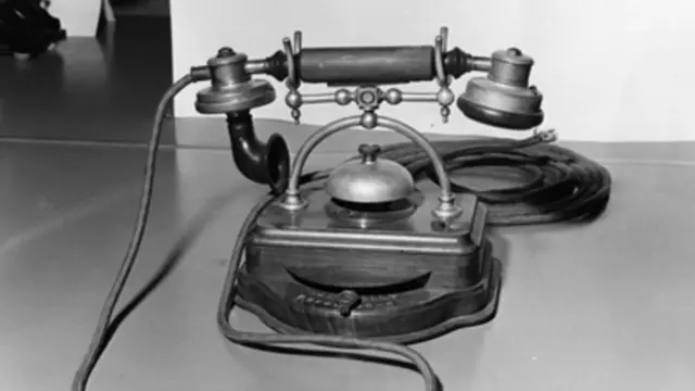 Eski telefon