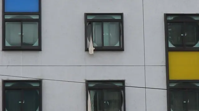 統帥大飯店9日開始拆除,當地風雲四十載的地標飯店劃下句點。