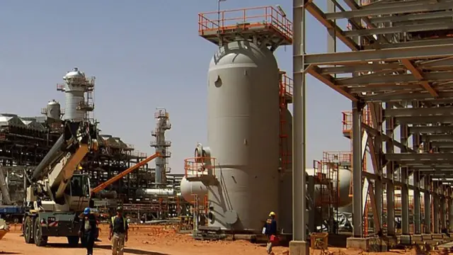 Campo de gas en Argelia.