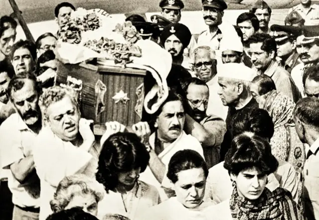 राजीव गांधी की अंतिम यात्रा