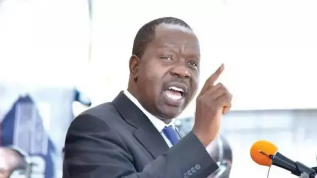 Waziri wa mambo ya ndani Fred Matiang'i amewaonya wafanyabiashara wa kigeni wanaoendesha shughuli zao bila vibali kuwa hawana nafasi nchini Kenya