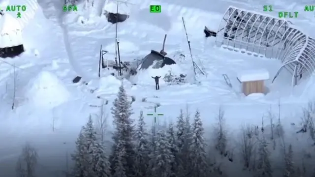 তাঁবুতে আগুন লাগার তিন সপ্তাহ পর উদ্ধার পান টাইসন স্টিল