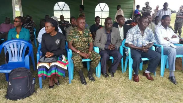 Imiryango, incuti n'abagenzi bari muri ivyo birori