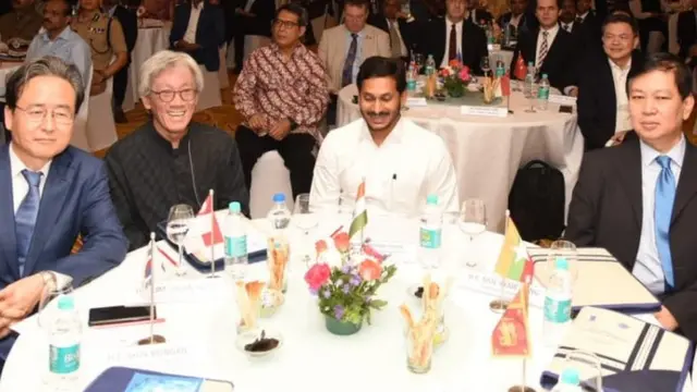 జగన్, డిప్లమాటిక్ ఔట్రీచ్