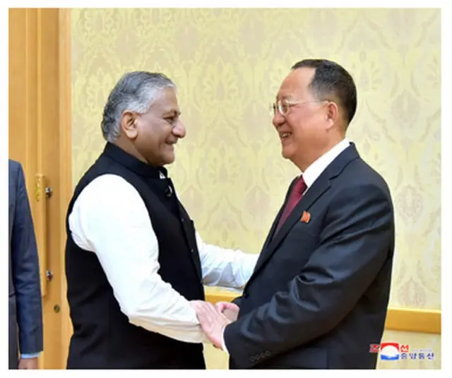 ఉత్తర కొరియాలో వీకే సింగ్