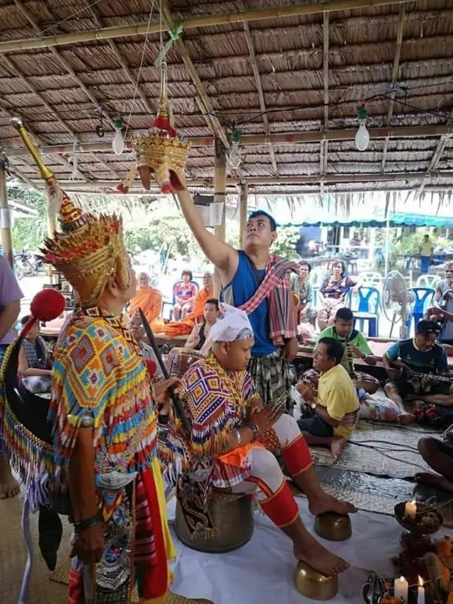 โนรา