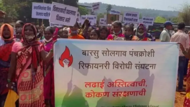 रत्नागिरीच्या बारसू येथिल रिफायनरीविषयी शशिकांत वारिसे यांनी सतत लिखाण केलं.