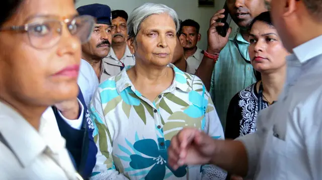 गिरिबाला सिंह
