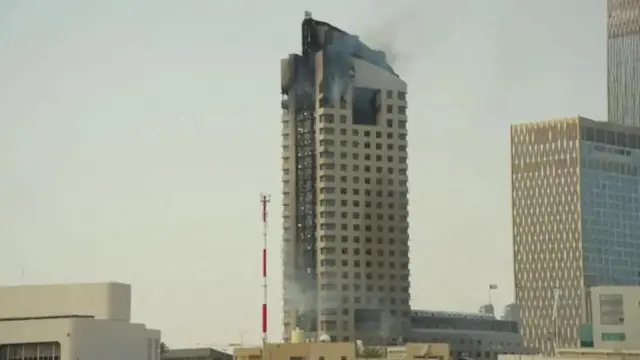 Іранський безпілотник влучив в урядову будівлі в Кувейті, спричинивши величезну пожежу вночі 