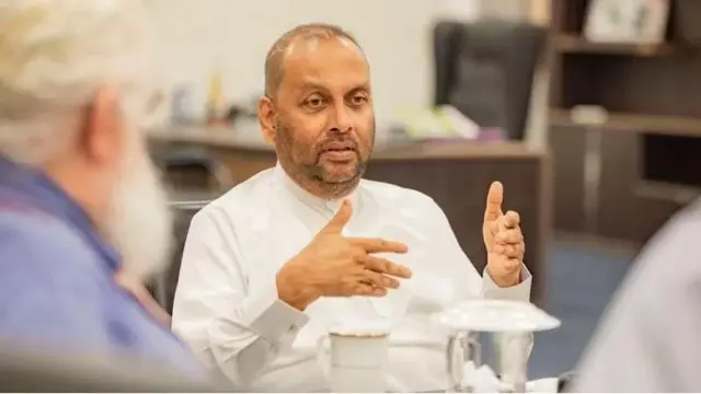 Wasiirka beeraha Sri Lanka, Mahinda Amraweera