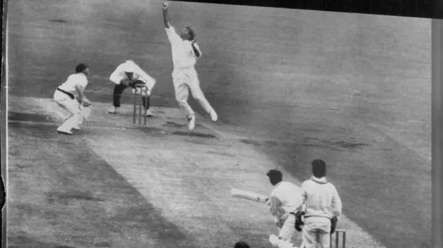 રૂસી સુરતી ક્રિકેટર