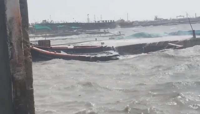 ઓખા બંદર