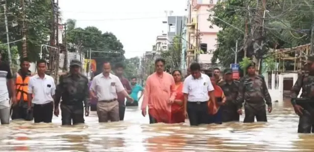 வெள்ளப்பெருக்கு ஏற்பட இந்தியாவை காரணம் காட்டும் வங்கதேசம் : உண்மையில் நடந்தது என்ன ?
