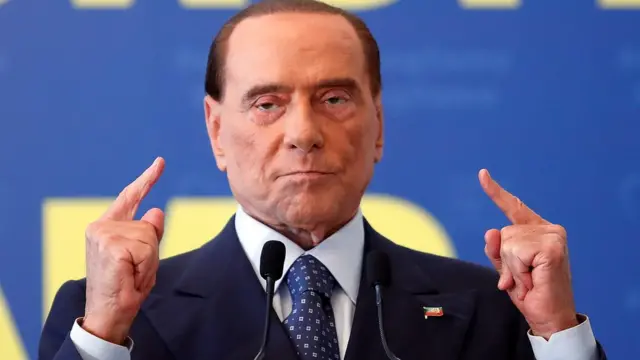 Berlusoni estetikli görüntüsü