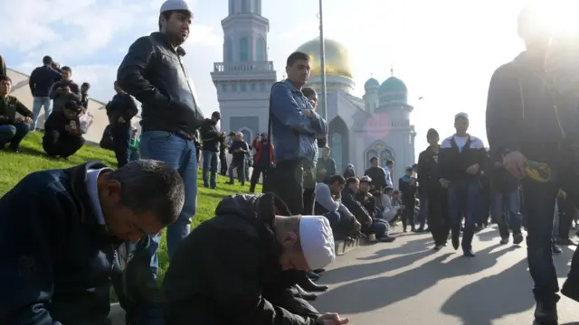 У Московской соборной мечети