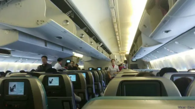 Flight cabin