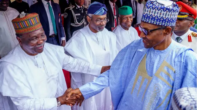 Yakubu Gowon da Shugaba Muhammadu Buhari