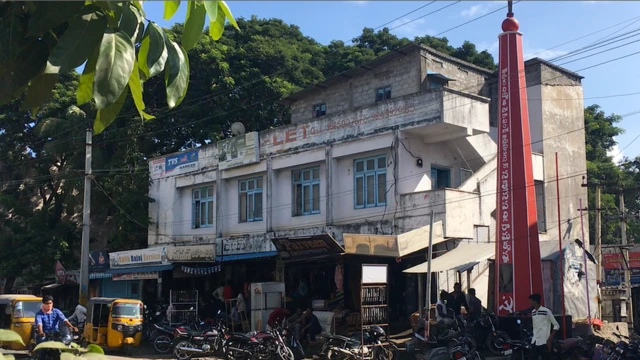 కమ్యూనిస్టు అమరవీరుల స్థూపం