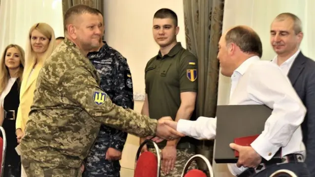 Валерій Залужний і Бен Воллес