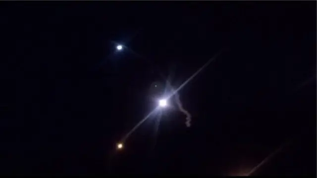 ईरान के सरकारी टीवी पर मिसाइल हमले की फ़ुटेज