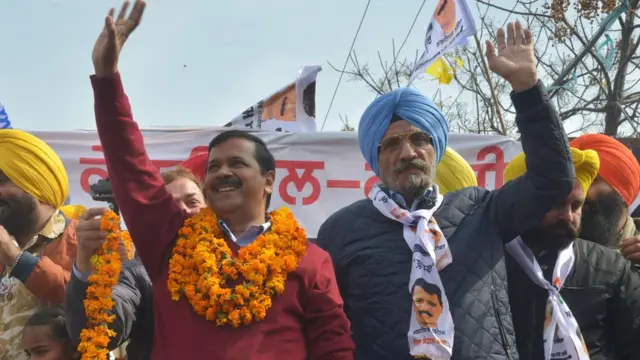 पंजाब में चुनाव प्रचार करते अरविंद केजरीवाल.