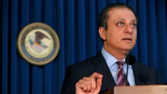 Umushikirizamanza wa Manhattan Preet Bharara (kw'ifoto) yagabishije ko amakompanyi akwiye kuhagabira