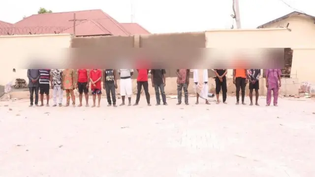 Ndị a sị wakporo ndị uweojii