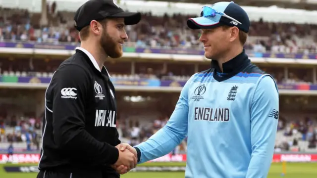 బ్యాటింగ్ ఎంచుకున్న న్యూజీలాండ్