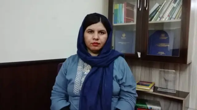 Firooza waxay sheegtay in seygeeda uu si buuxda ugu taageeray go'aankeeda ku saabsan caawinta carruurta