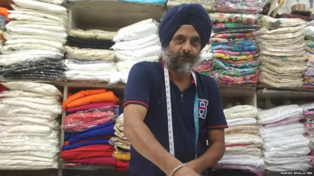 ਗੁਰਵਿੰਦਰ ਪਟਿਆਲਾ ਸ਼ਾਹੀ ਸਲਵਾਰ ਦੀ ਸਪਲਾਈ ਤ੍ਰਿਪੁਰਾ ਤੱਕ ਕਰਦੇ ਹਨ