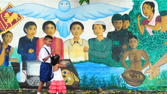 "අනුස්මරණය වූ කලී සංහිඳියා ක්‍රියාදාමයෙහි වැදගත් හා අනුකූලනිත ක්‍රියාකාරකමකි"