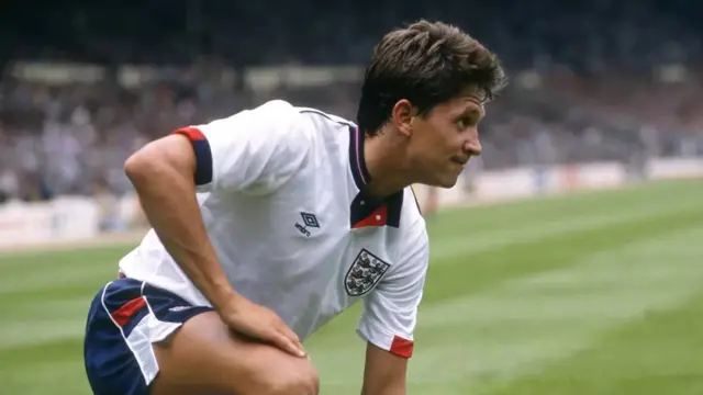 غاري لينيكر