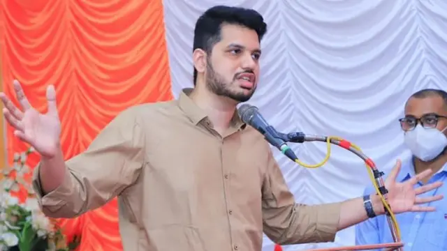 वरूण सरदेसाई