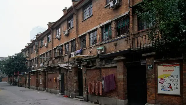 Empty street for China