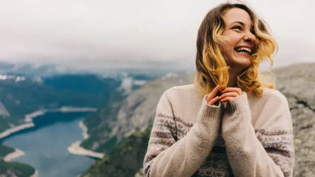 ખુશ મહિલા