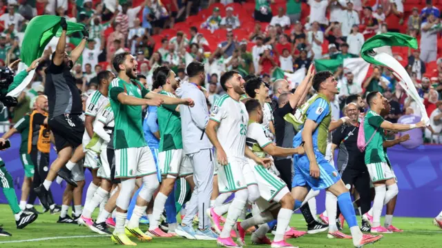 خوشحالی تیم الجزایر