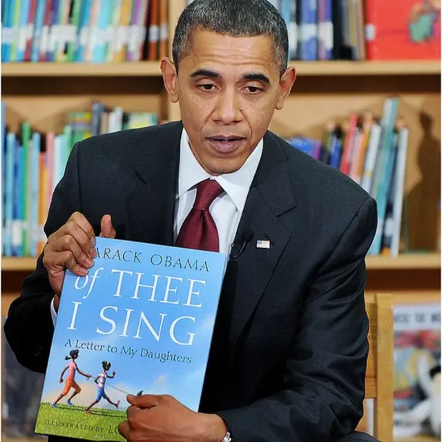 د امریکا ولسمشر بارک اوباما د ماشومانو لپاره د "OF THEE I SING" په نامه کتاب چاپ کړی.