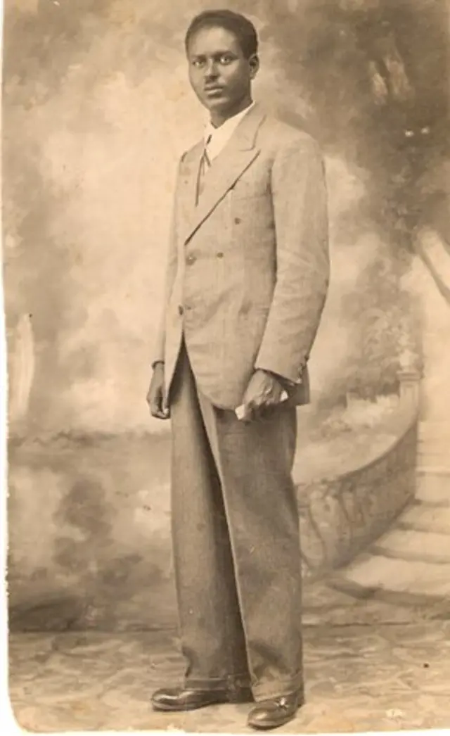 ኣቦይ ወልድኣብ