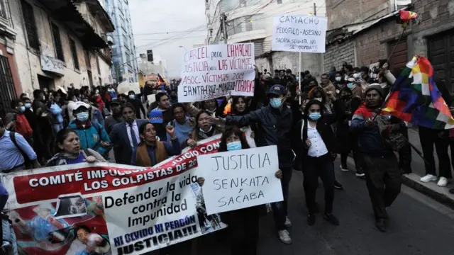Manifestación en La Paz exige un juicio a Camacho