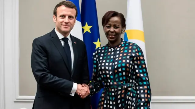 La Rwandaise Louise Mushikiwabo, secrétaire générale de l'OIF avec le Président français Macron.