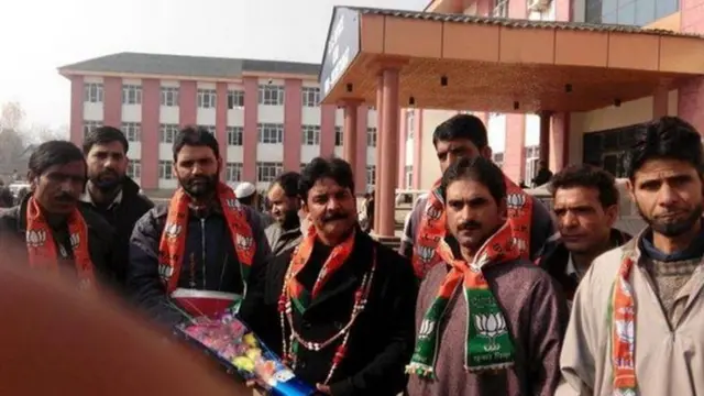 ચૂંટણીપ્રચાર દરમિયાન મુશ્તાક નૂરાબાદી